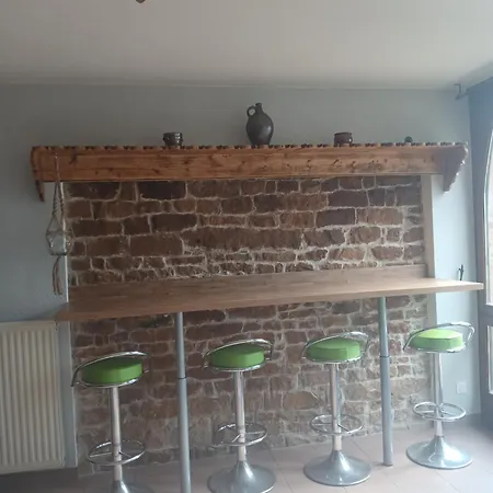 L'auberge Du Houx ホテル *
